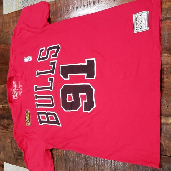 Mitchell & Ness Other - Retro Chicago Bulls Rodman tee